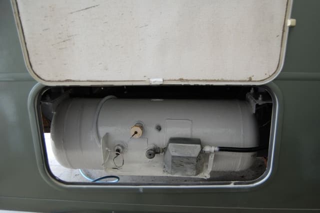 2005 Coachmen Mirada 340MBS gallery image 13