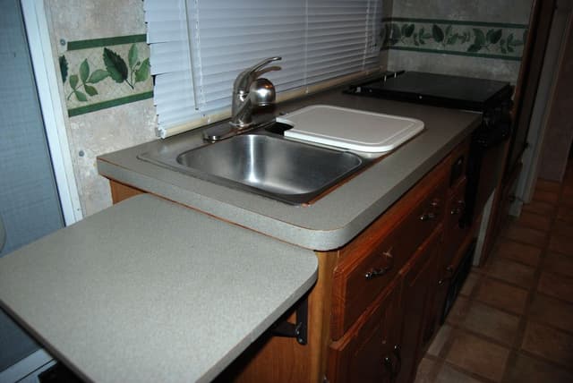 2005 Coachmen Mirada 340MBS gallery image 30