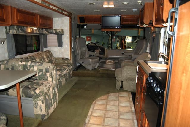 2005 Coachmen Mirada 340MBS gallery image 36