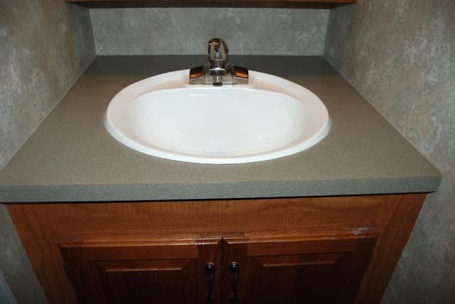 2005 Coachmen Mirada 340MBS gallery image 37